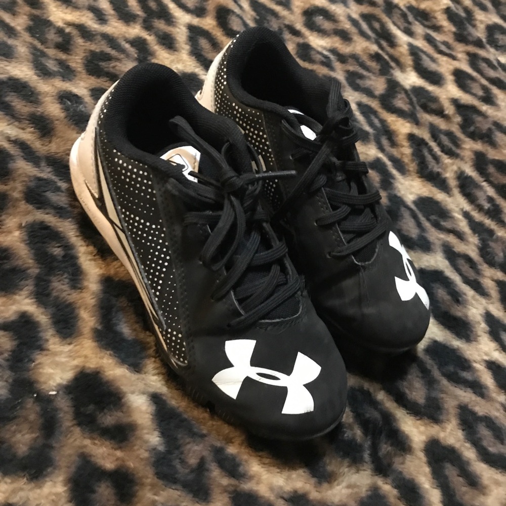 Youth T-ball Cleats